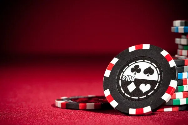 Live dealer at Lucky Twins table with multiple camera angles